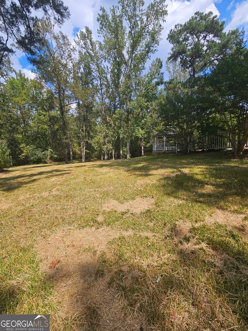 102 Richmond St, Sandersville, GA, 31082-4870 | Card Image