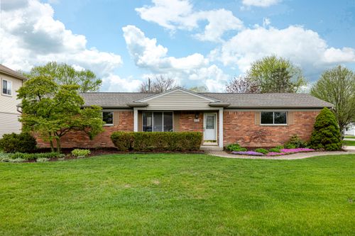 8915 Oakview St, Plymouth, MI, 48170-4077 | Card Image