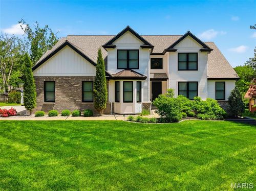 26 Forsythia Ln, Saint Louis, MO, 63132-2008 | Card Image