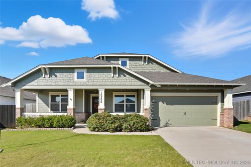 10206 N 98th East Ave, Owasso, OK, 74055-7880 | Card Image