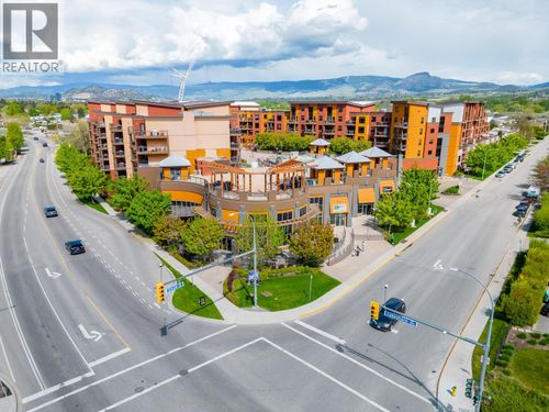 153-654 Cook Rd, Kelowna, BC, V1W3G7 | Card Image