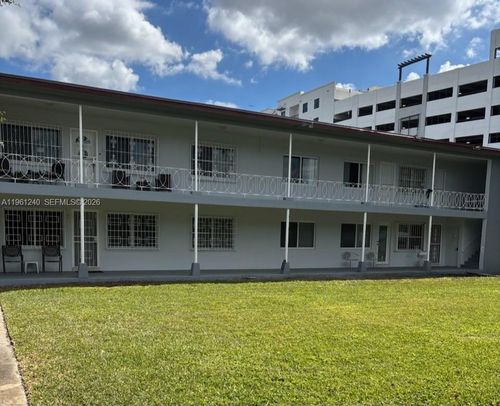 apt-8-375 E 4th Ave, Hialeah, FL, 33010-4852 | Card Image