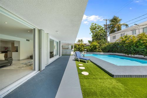 2 Calle Mar De Irlanda, CAROLINA, PR, 00979-6336 | Card Image