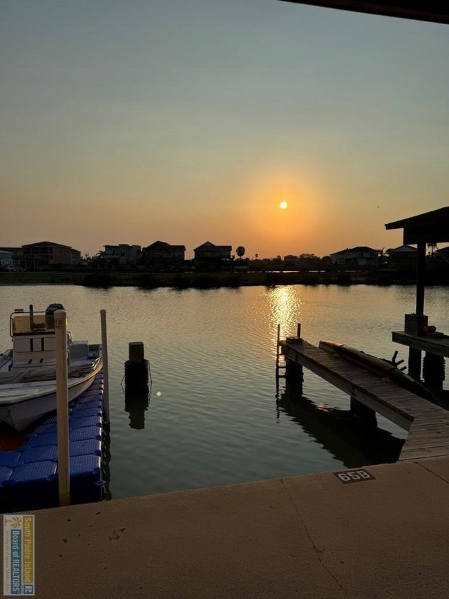 UNIT-65B - 401 Island Ave, Condo with 1 bedrooms, 1 bathrooms and null parking in Port Isabel TX | Image 13