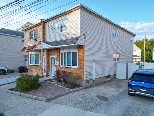 33 Church Ave, Staten Island, NY, 10314-4771 | Card Image