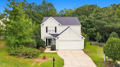 105 Thornton Green Pl, Holly Springs, NC, 27540-8472 | Card Image