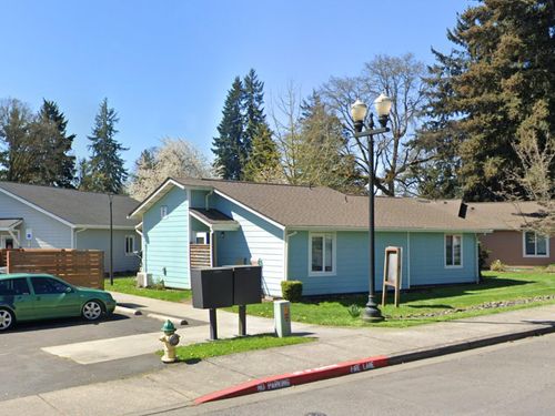 50-33878 E Columbia Ave, Scappoose, OR, 97056-3300 | Card Image