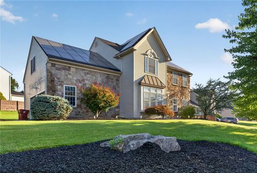 4205 Shadowstone Dr, Forks Twp, PA, 18040-6663 | Card Image