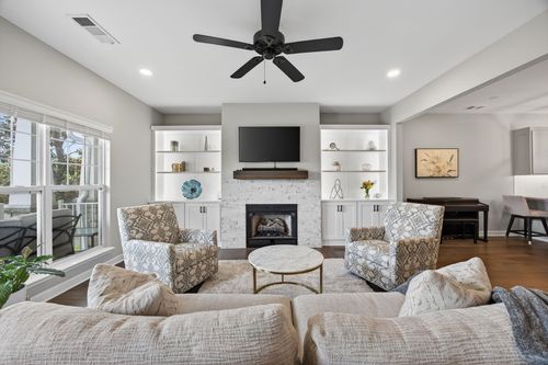388 Normandy Cir, Nashville, TN, 37209-4820 | Card Image