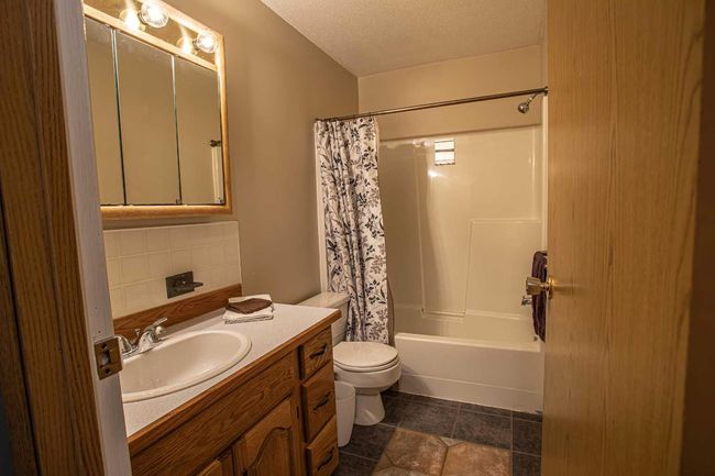 10701 104 Street, House other with 4 bedrooms, 3 bathrooms and 4 parking in High Level AB | Image 25