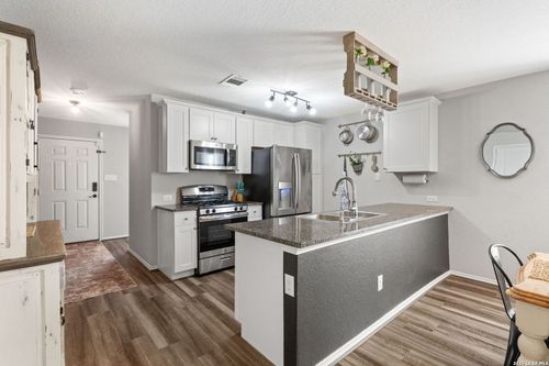 31545 Nimbus Dr, Bulverde, TX, 78163-2502 | Card Image