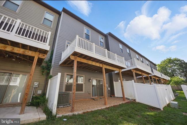 9870 Buchanan Loop, Townhouse with 4 bedrooms, 4 bathrooms and null parking in MANASSAS VA | Image 33