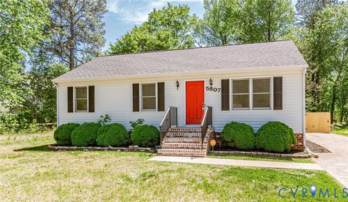 5807 Yates Ln, Richmond, VA, 23223-6027 | Card Image