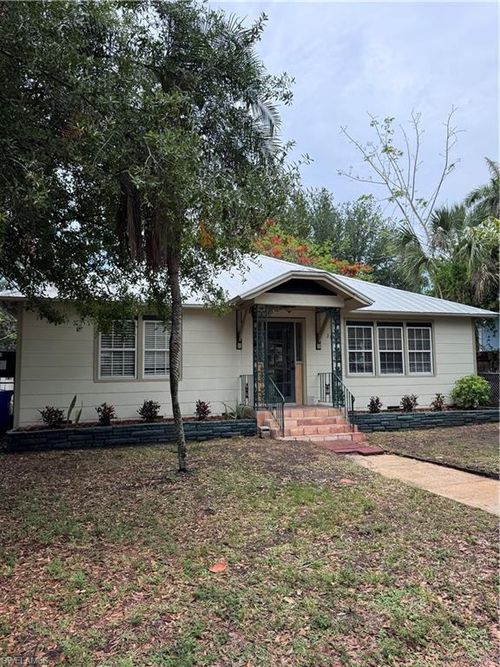 2739 Michigan Ave, FORT MYERS, FL, 33916-1825 | Card Image