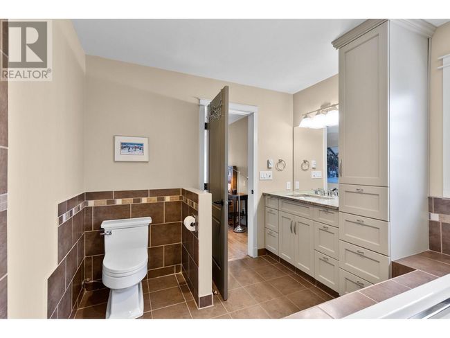 464 Cascia Dr, House other with 4 bedrooms, 4 bathrooms and 2 parking in Kelowna BC | Image 30