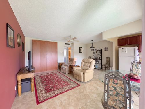apt-i206-5300 Washington St, Hollywood, FL, 33021-7756 | Card Image