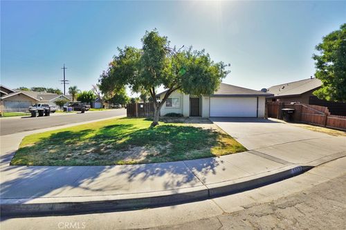 1033 Kimball Ct, Hanford, CA, 93230-5898 | Card Image