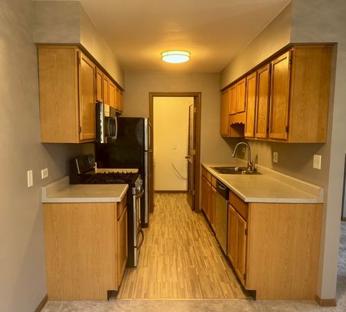 1236-1236 Sandhurst Ln, South Elgin, IL, 60177-2917 | Card Image