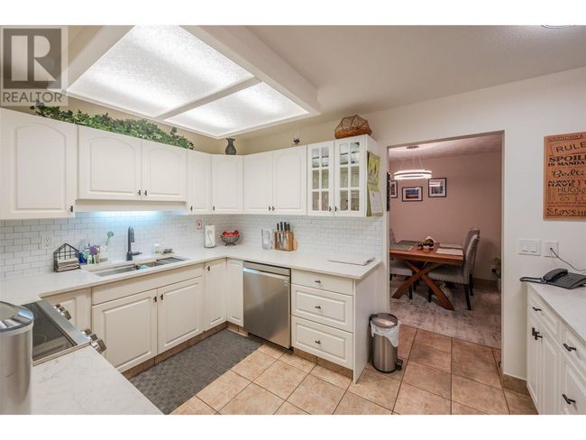 103 - 8408 Jubilee Rd E, Condo with 2 bedrooms, 2 bathrooms and 1 parking in Summerland BC | Image 11