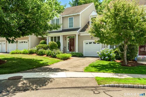 33-33 Iris Way, Berlin, CT, 06037-5000 | Card Image