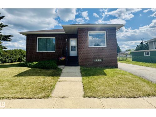 5317 51 Ave, Saint Paul, AB, T0A3A1 | Card Image