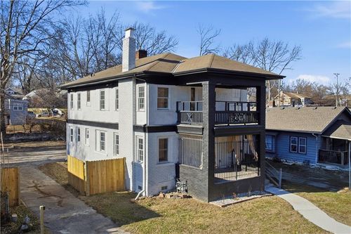 5514 Paseo Blvd, Kansas City, MO, 64110-2956 | Card Image