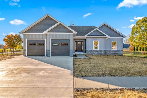 7 Arrowhead Dr, Coldwater, MI, 49036-1278 | Card Image