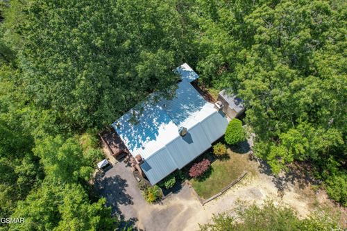 3107 Slate Gap Way, Sevierville, TN, 37862-7682 | Card Image