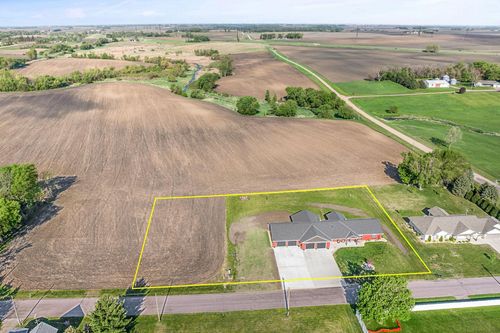513 Harrison St, Welcome, MN, 56181-9745 | Card Image