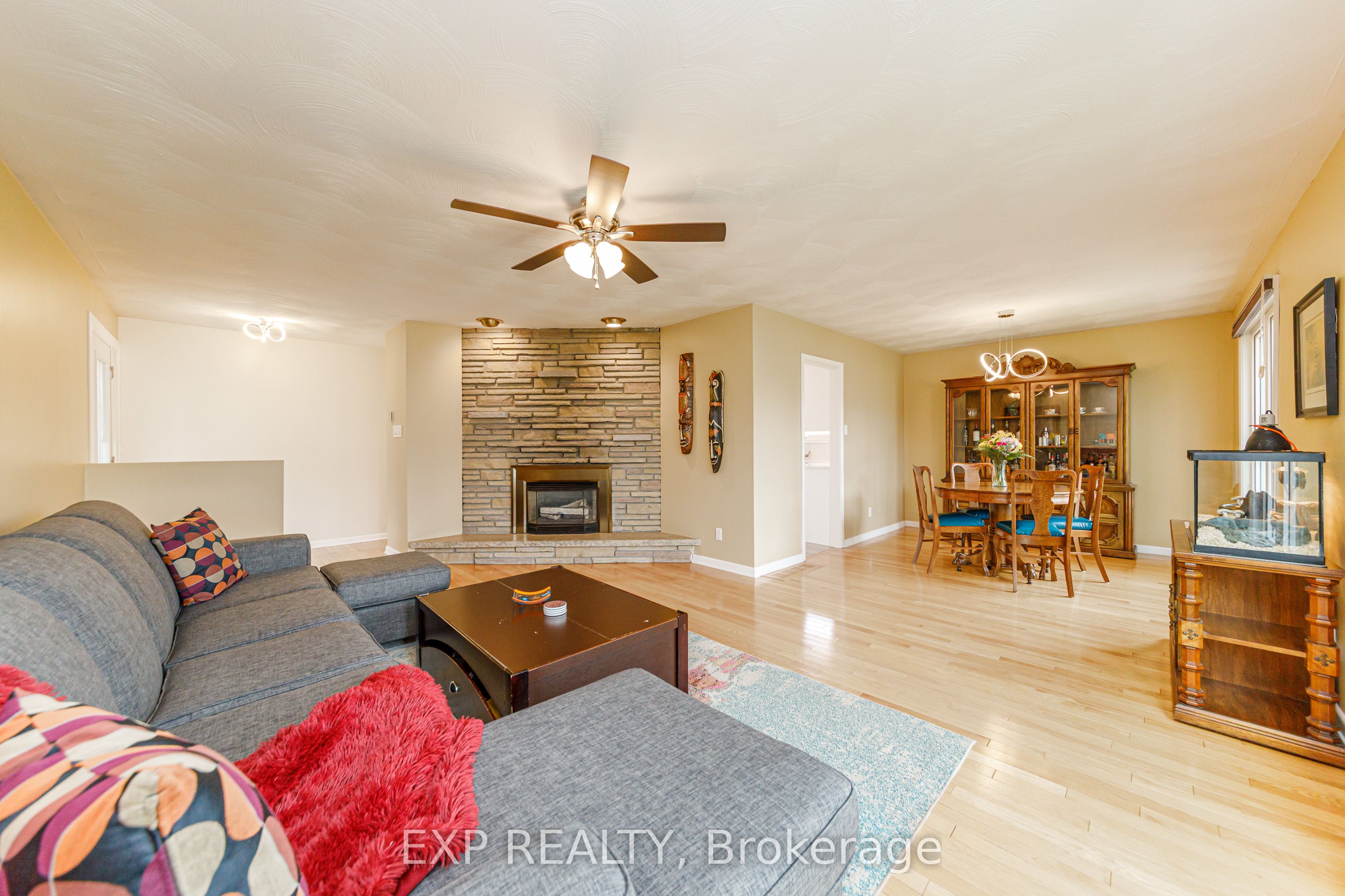 Residential in Mooneys Bay - Carleton Heights and Area 5