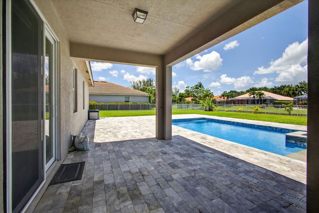 12041 Cypress Key Way, House other with 5 bedrooms, 3 bathrooms and null parking in Royal Palm Beach FL | Image 57