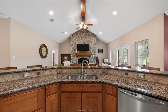 6443 Hardy Weedon Rd, House other with 3 bedrooms, 2 bathrooms and 1 parking in College Station TX | Image 16