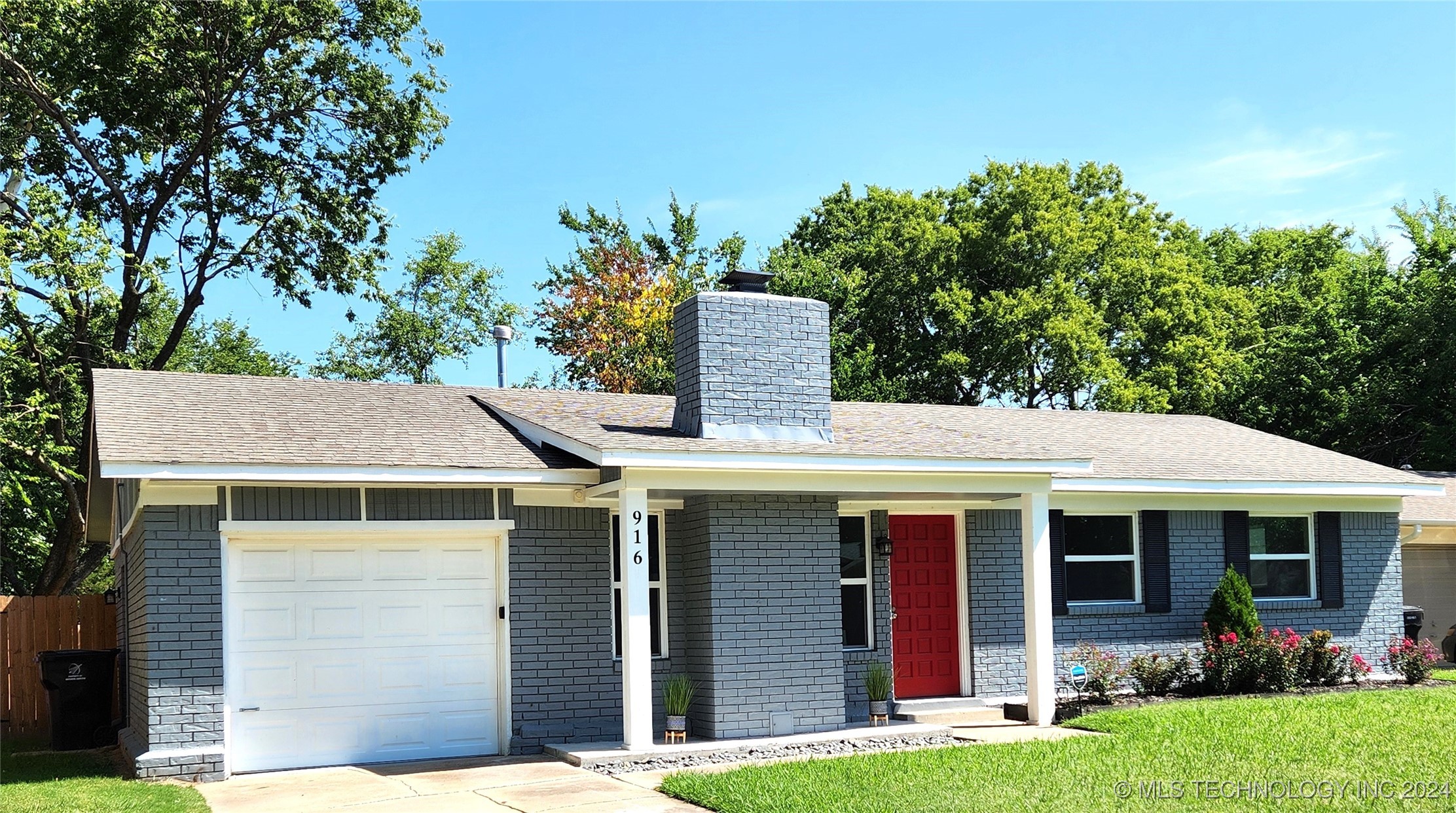 El Paso St, Broken Arrow, OK 74012
