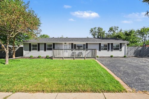 9224 Magnolia Ave, Mokena, IL, 60448-9328 | Card Image
