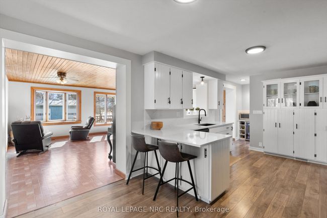 322 Foss Rd, House other with 3 bedrooms, 1 bathrooms and 4 parking in Fenwick ON | Image 6