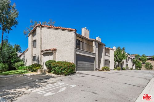 30-19547 Rinaldi St, Porter Ranch, CA, 91326-1643 | Card Image
