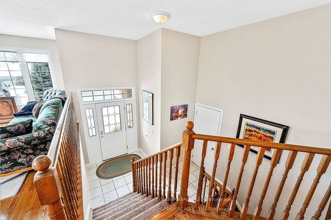 1047 Interlake Dr, House other with 5 bedrooms, 3 bathrooms and 4 parking in Oshawa ON | Image 6