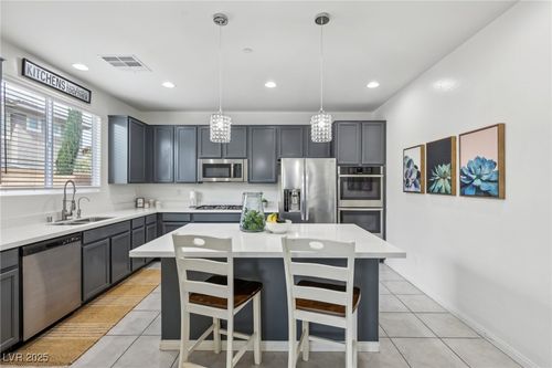 160 Lilt Ave, Henderson, NV, 89011-1037 | Card Image