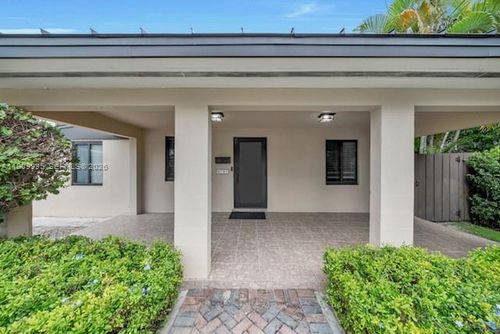 5181 Sw 7th St, Coral Gables, FL, 33134-1371 | Card Image