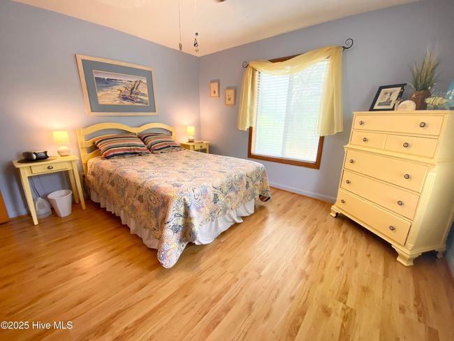 201 Ne 48 Th St, House other with 3 bedrooms, 2 bathrooms and 1 parking in Oak Island NC | Image 11