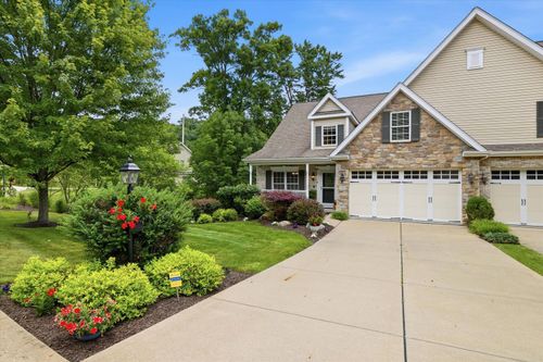1503 Torrey Pine Dr, Mars, PA, 16046-2633 | Card Image