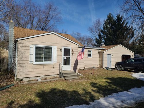 7175 Birchcrest Rd, Lexington, MI, 48450-8915 | Card Image