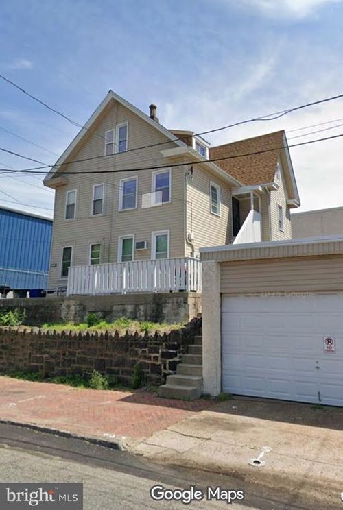 2213 Wakeling St, PHILADELPHIA, PA, 19137-1214 | Card Image