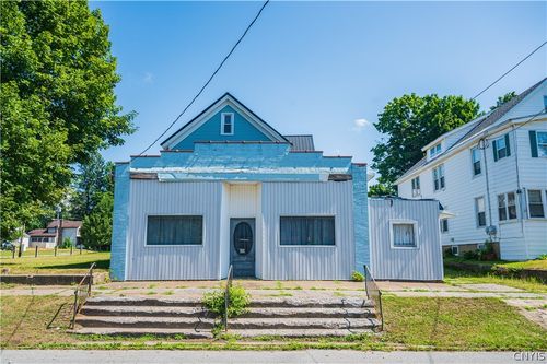 748 W Dominick St, Rome, NY, 13440-3948 | Card Image