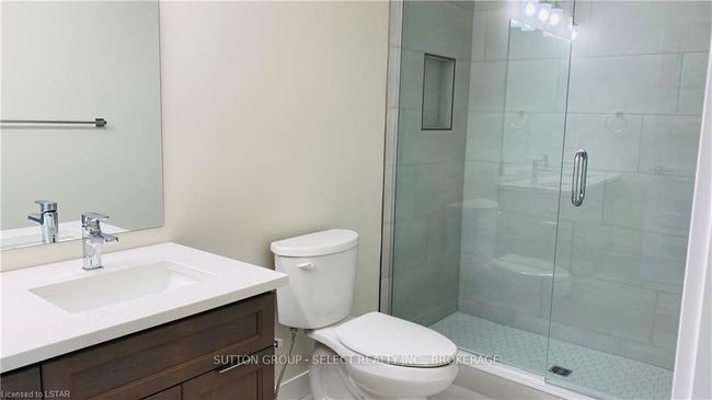 6849 Royal Magnolia Ave, House attached with 4 bedrooms, 4 bathrooms and 1 parking in London ON | Image 7