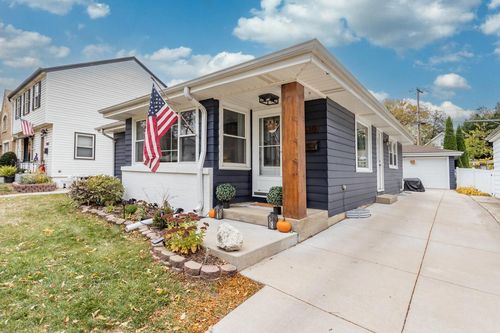 2510 N 64th Street, Wauwatosa, WI, 53213 | Card Image