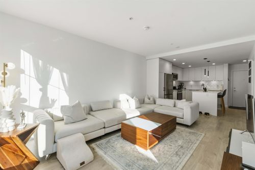 412-8379 201 St, Langley, BC, V2Y3S6 | Card Image