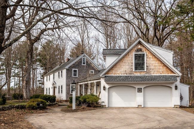 68 Main Street, House other with 4 bedrooms, 2 bathrooms and null parking in Newfields NH | Image 4