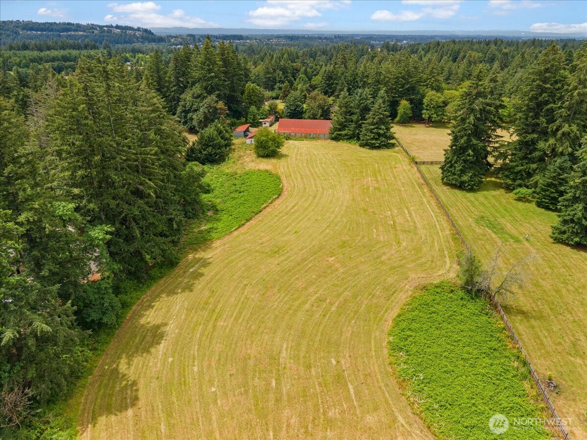 Land in Camas 4
