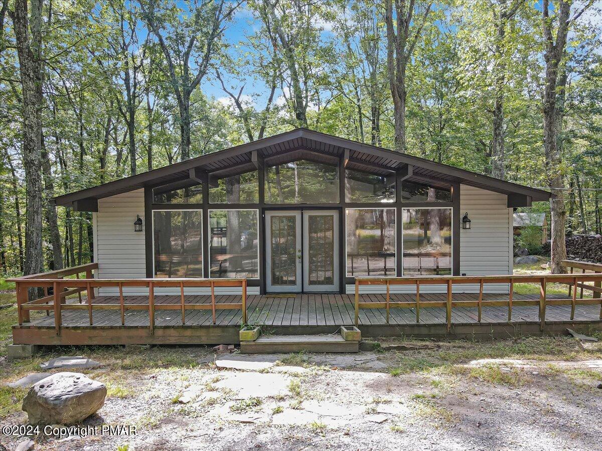 Clubhouse Dr, East Stroudsburg, PA 18302